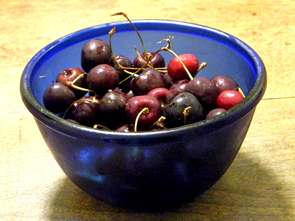 bowl_of_cherries