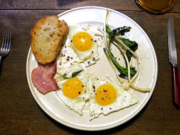 bacon_eggs_ramps_chiles_toast
