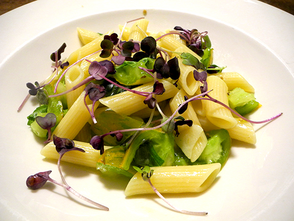 penne_green_tomato